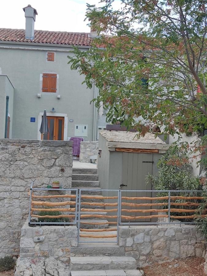 House Tuna Ustrine Esterno foto